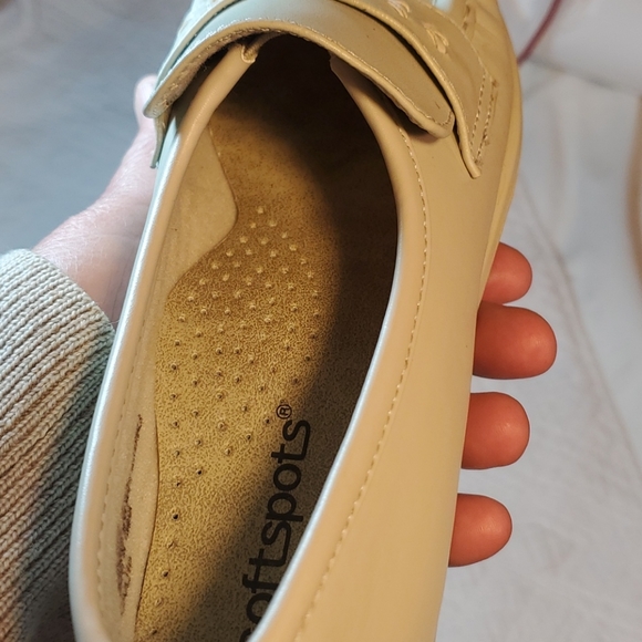SOFTSPOTS MOCCASIN  LEATHER UPPER SIZE 5 1/2 - Picture 8 of 16